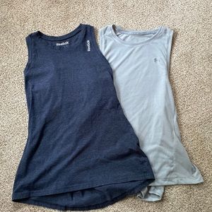 Bundle of Sleeveless Under Armour and Reebok Shirts SZ XS